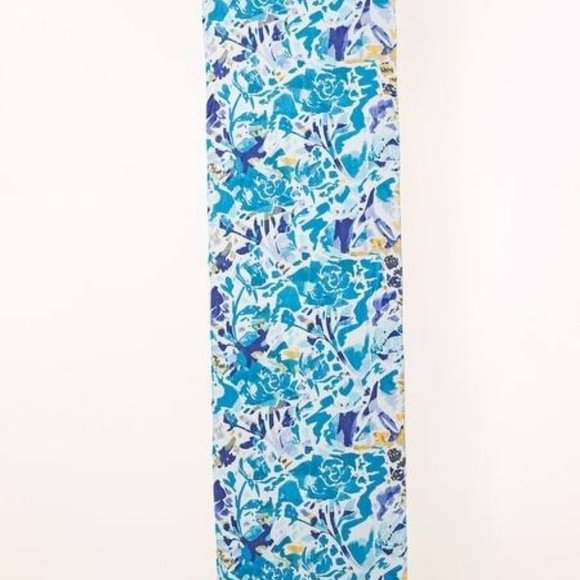 Large Chico Scarf or Wrap - Picture 5 of 5